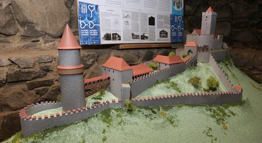 hazmburk model hradu4 galerie 980